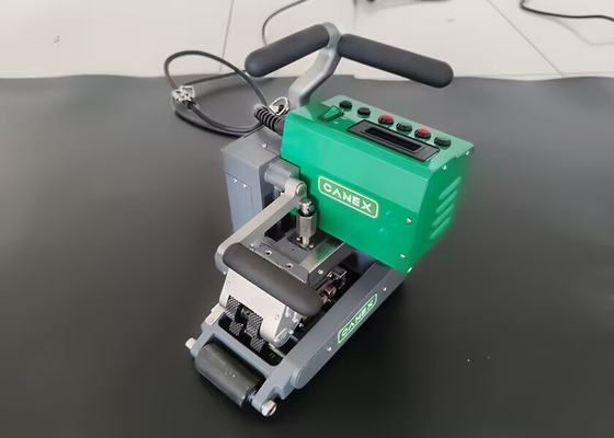 220V CX600 Geomembranowa maszyna do spawania na gorąco 1,4 Kw