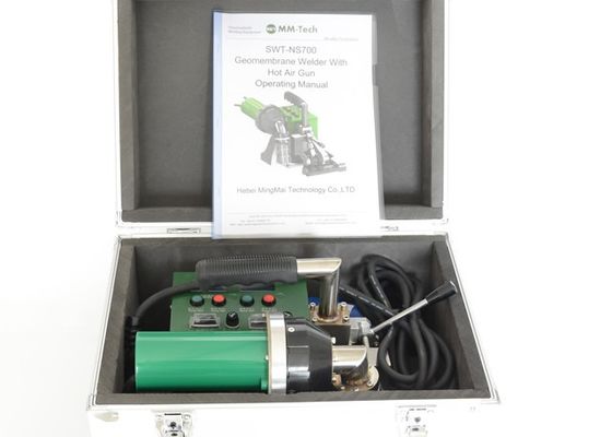 SWT - NS700 3000W 0,2 - 2,0 Grubość Green Type Geomembrane Welding Machine